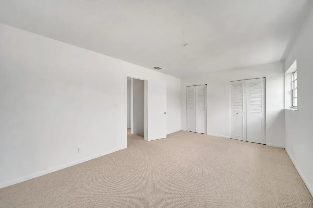 3821 NE 16th Avenue Oakland Park FL 33334