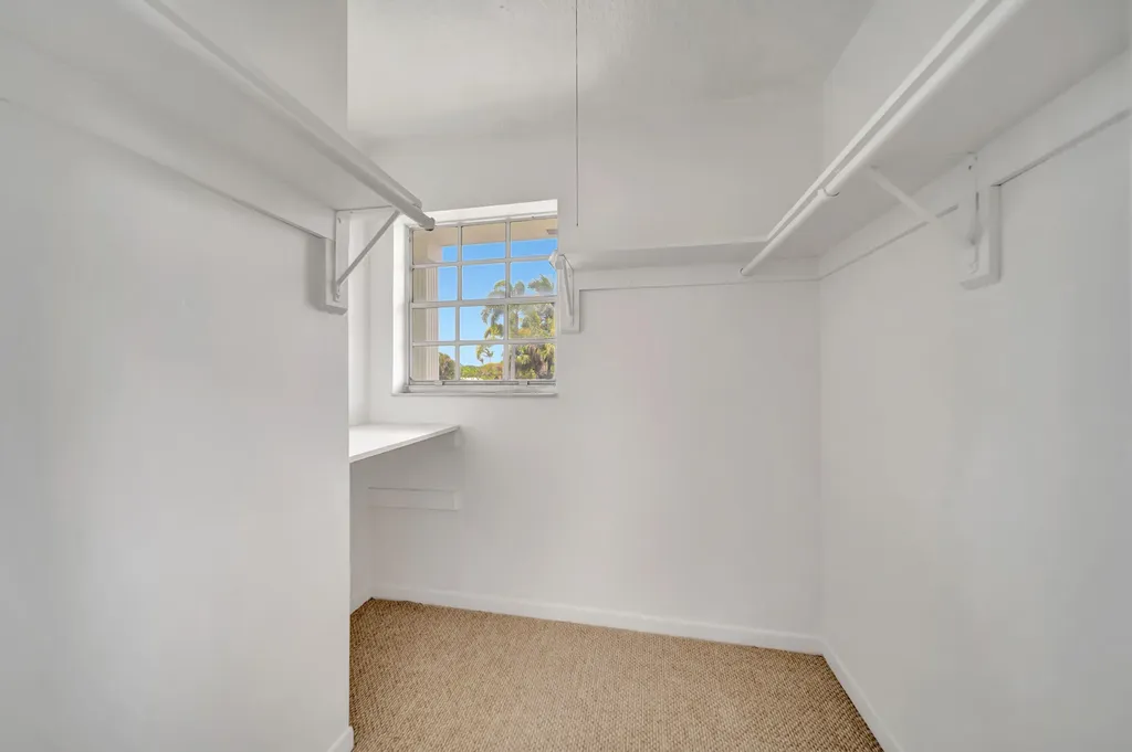 3821 NE 16th Avenue Oakland Park FL 33334