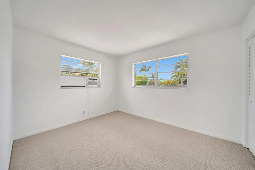 3821 NE 16th Avenue Oakland Park FL 33334