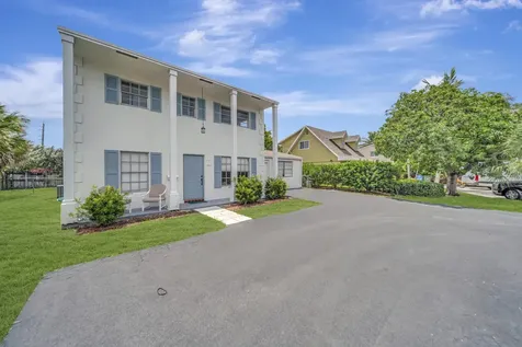 3821 NE 16th Avenue Oakland Park FL 33334