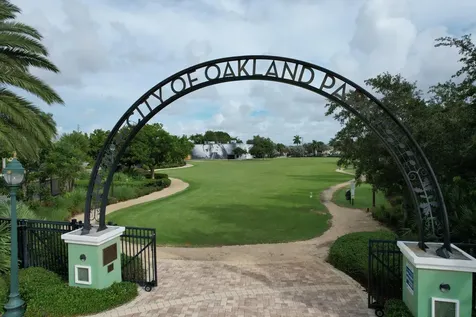 3821 NE 16th Avenue Oakland Park FL 33334