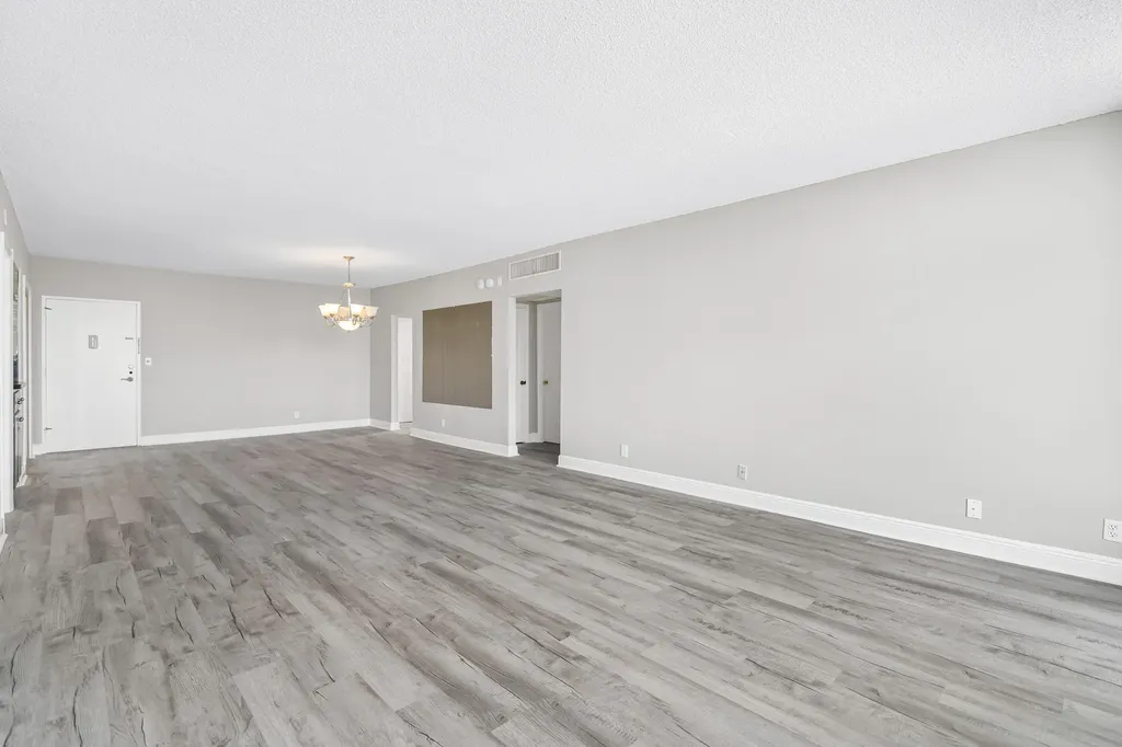 2851 S Ocean Boca Raton FL 33432