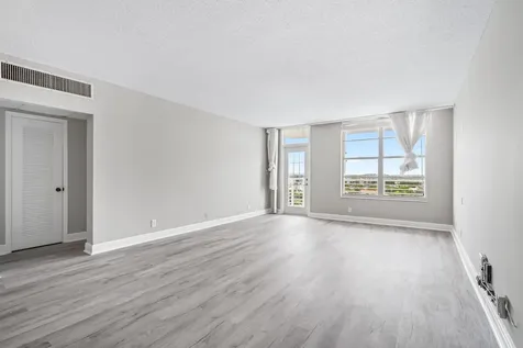 2851 S Ocean Boca Raton FL 33432