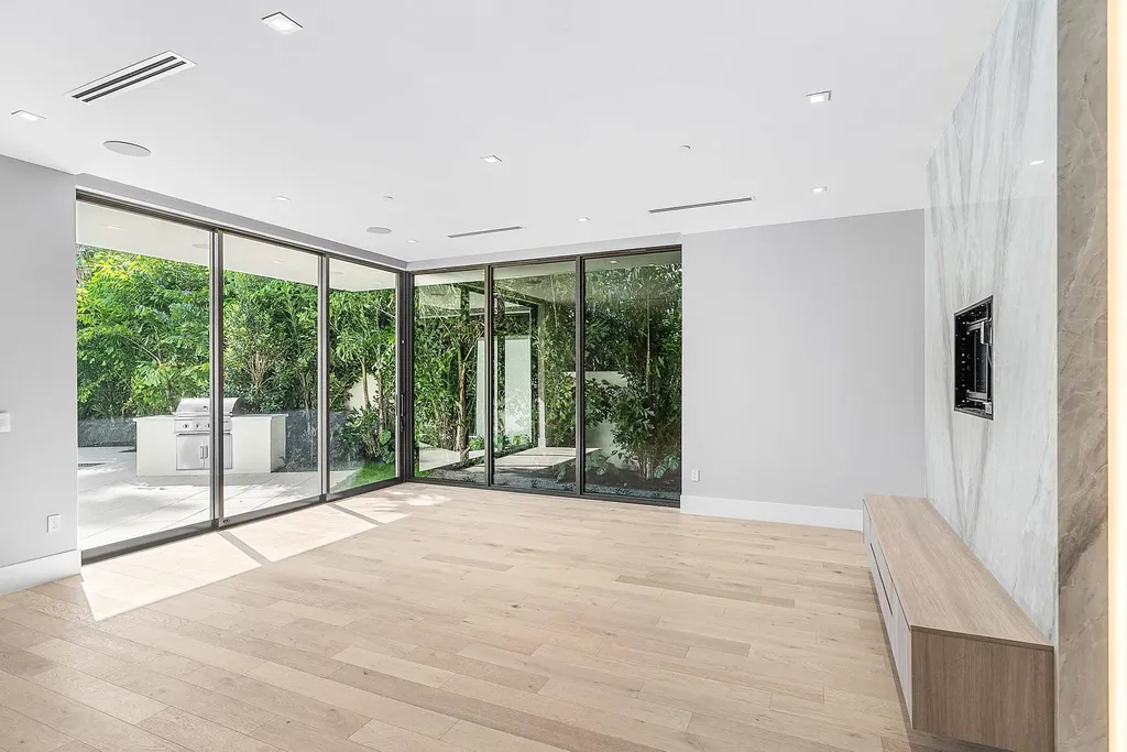 808 Andrews Avenue Delray Beach FL 33483