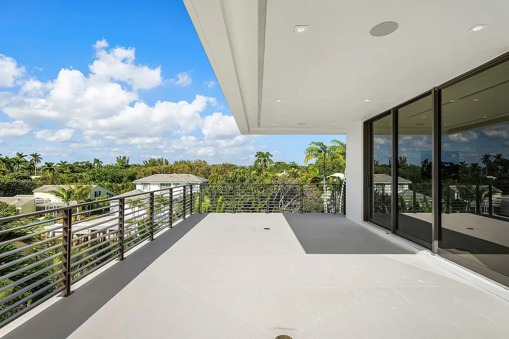 808 Andrews Avenue Delray Beach FL 33483