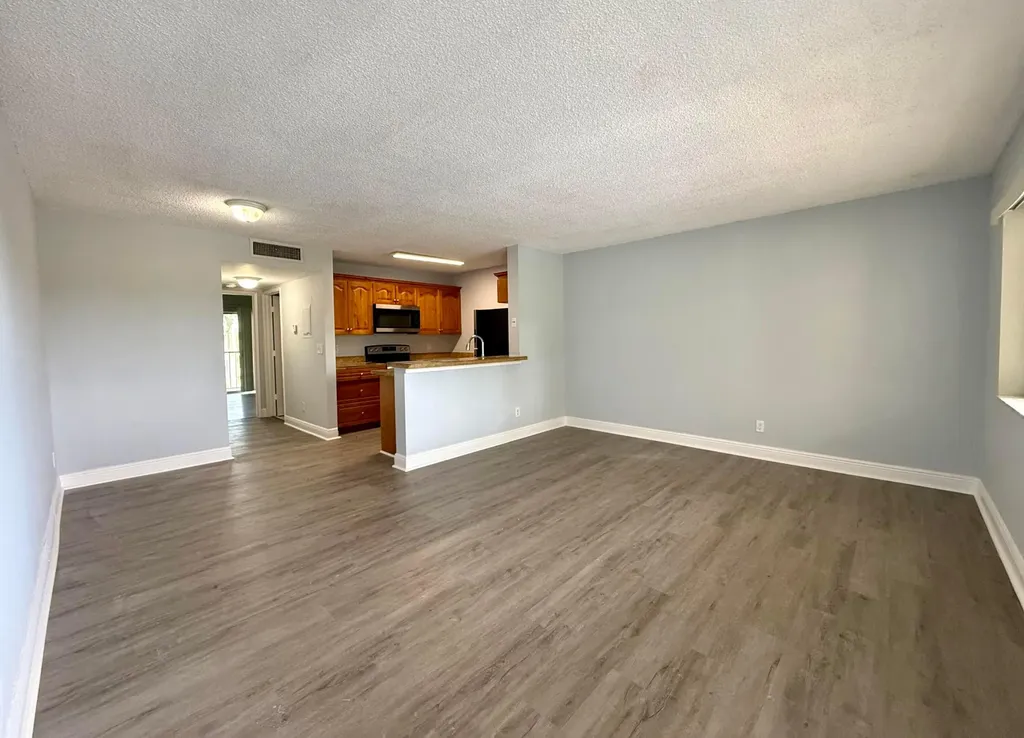 1722 W Meadows Circle W Boynton Beach FL 33436