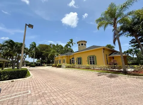 1722 W Meadows Circle W Boynton Beach FL 33436