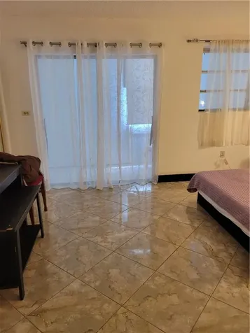 20337 NE 2nd Avenue Miami FL 33179