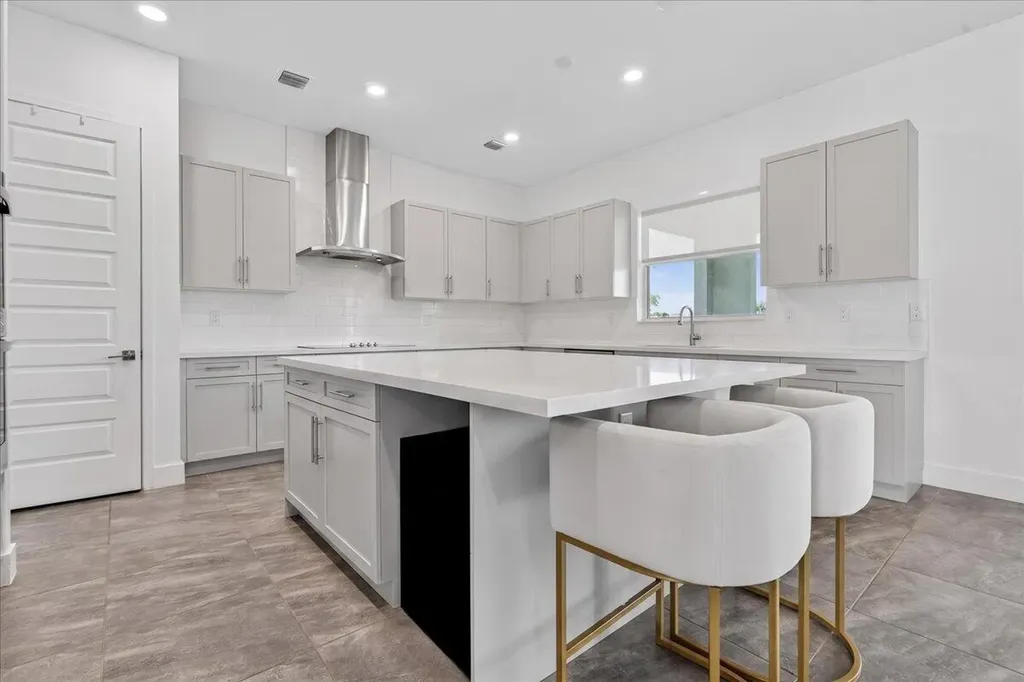 2010 Meadows Drive Davie FL 33324