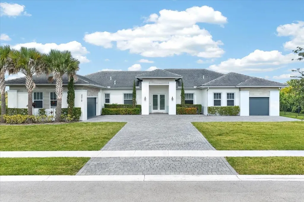 2010 Meadows Drive Davie FL 33324