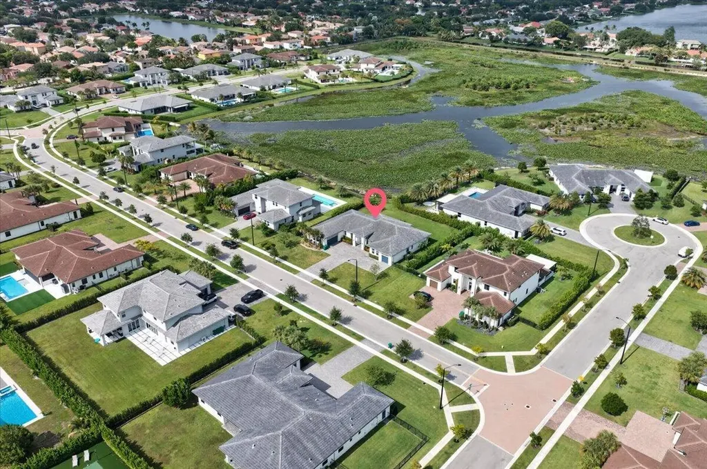 2010 Meadows Drive Davie FL 33324