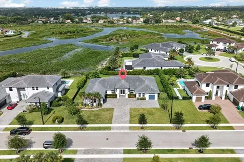 2010 Meadows Drive Davie FL 33324