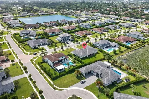 2010 Meadows Drive Davie FL 33324