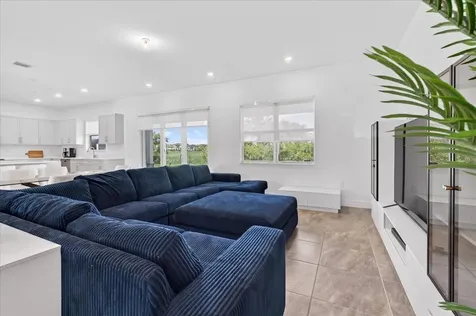 2010 Meadows Drive Davie FL 33324