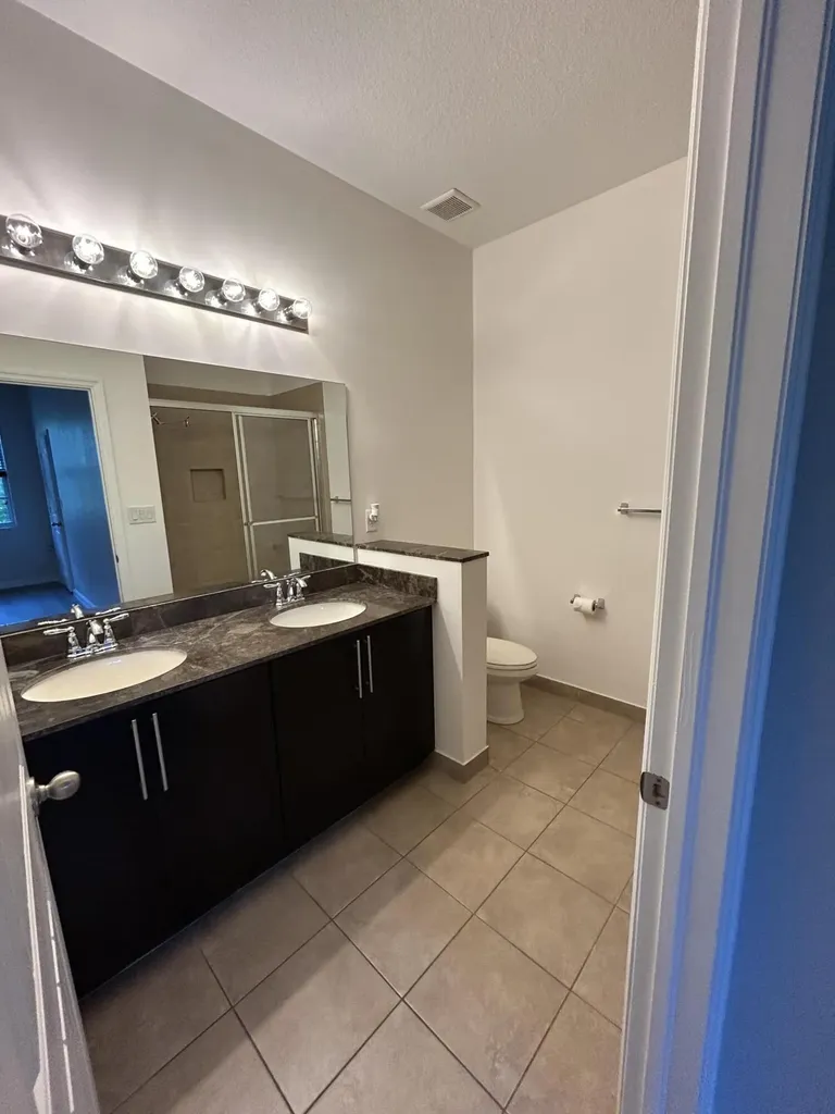 712 SW 2nd Terrace Pompano Beach FL 33060