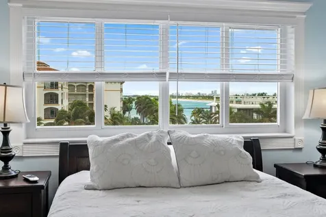 33 S Ocean Avenue Palm Beach Shores FL 33404