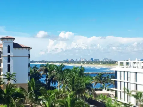 33 S Ocean Avenue Palm Beach Shores FL 33404