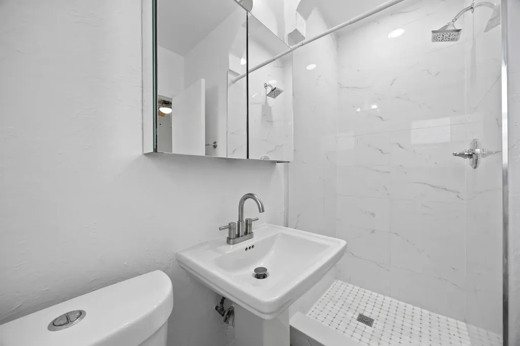 412 SE 16th Street Fort Lauderdale FL 33316