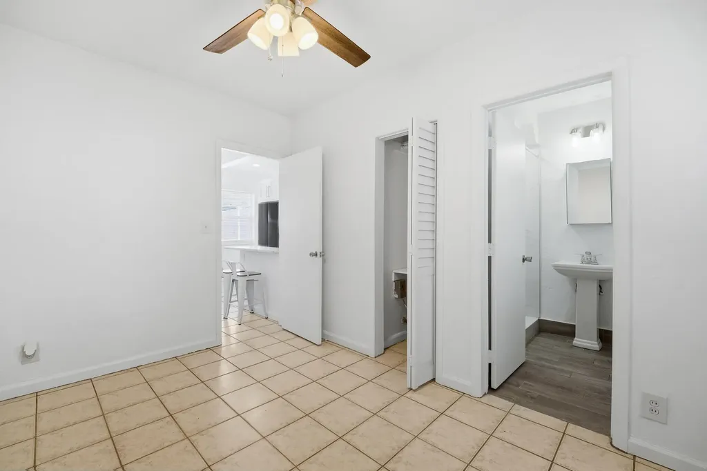 412 SE 16th Street Fort Lauderdale FL 33316