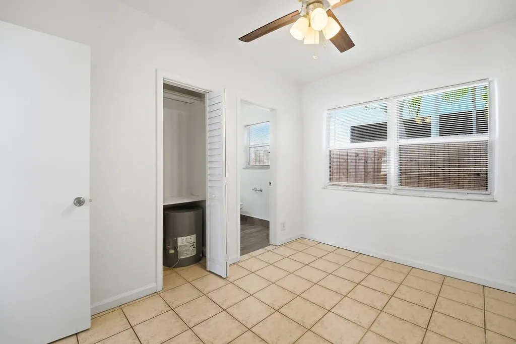 412 SE 16th Street Fort Lauderdale FL 33316