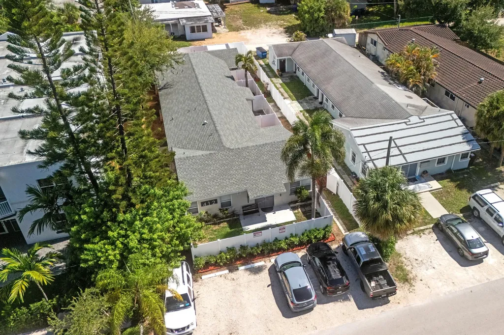 412 SE 16th Street Fort Lauderdale FL 33316