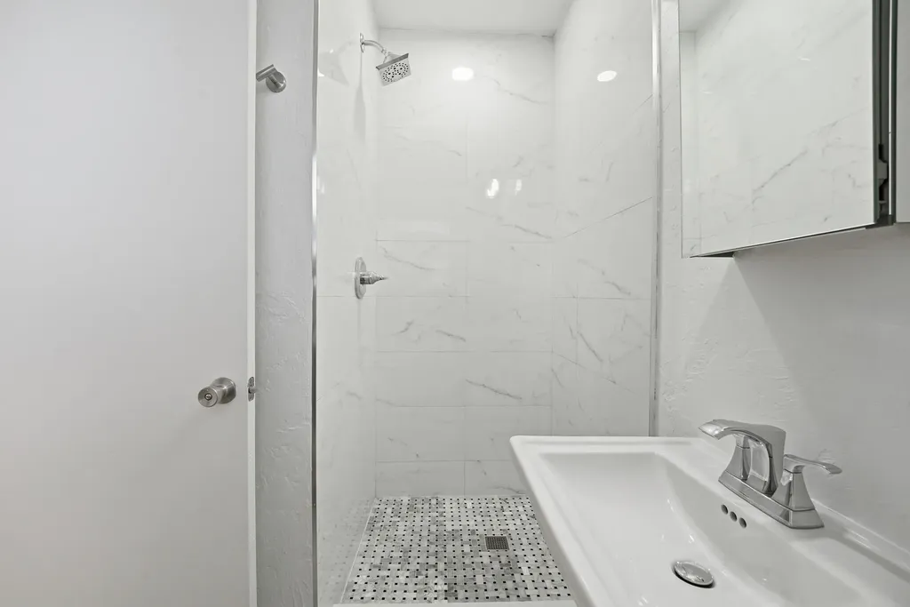 412 SE 16th Street Fort Lauderdale FL 33316