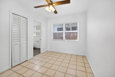 412 SE 16th Street Fort Lauderdale FL 33316