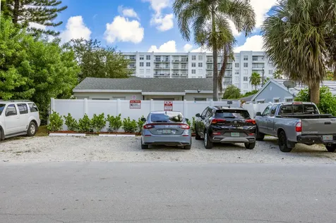 412 SE 16th Street Fort Lauderdale FL 33316