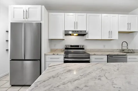 412 SE 16th Street Fort Lauderdale FL 33316