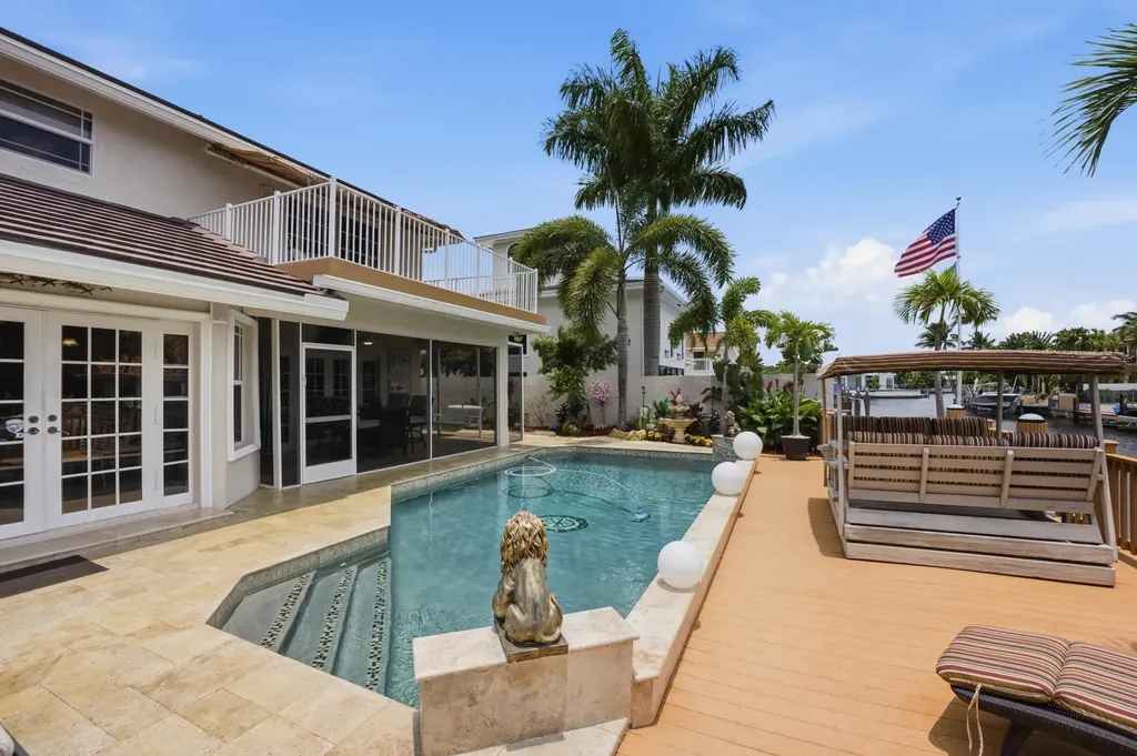 1548 SW 5th Avenue Boca Raton FL 33432