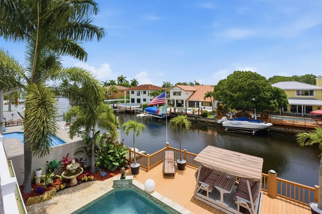 1548 SW 5th Avenue Boca Raton FL 33432