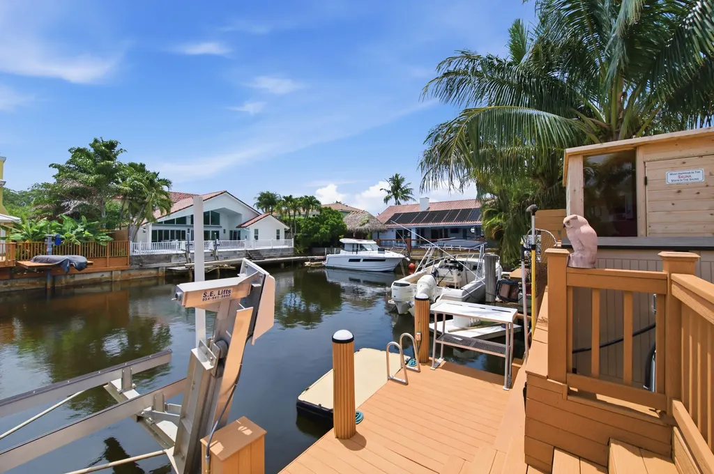 1548 SW 5th Avenue Boca Raton FL 33432