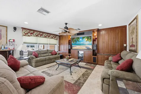 1548 SW 5th Avenue Boca Raton FL 33432