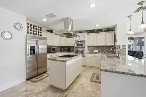 1548 SW 5th Avenue Boca Raton FL 33432