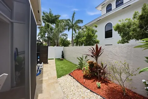 1548 SW 5th Avenue Boca Raton FL 33432