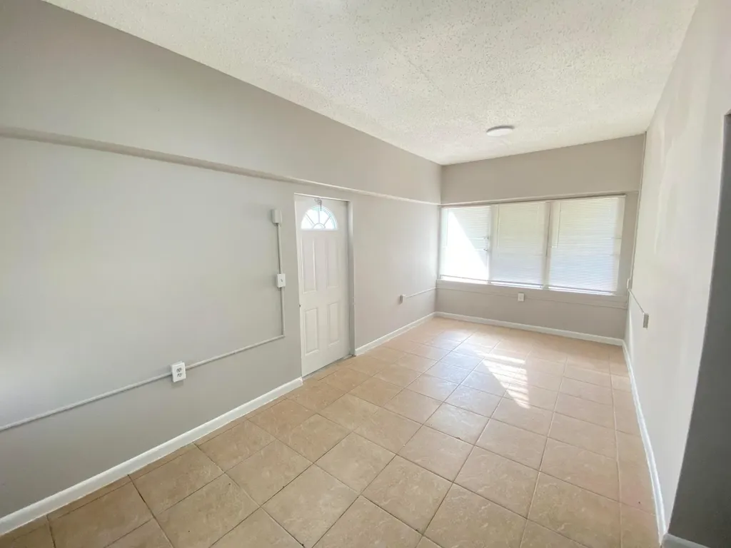 603 N Dixie Highway Lake Worth Beach FL 33460