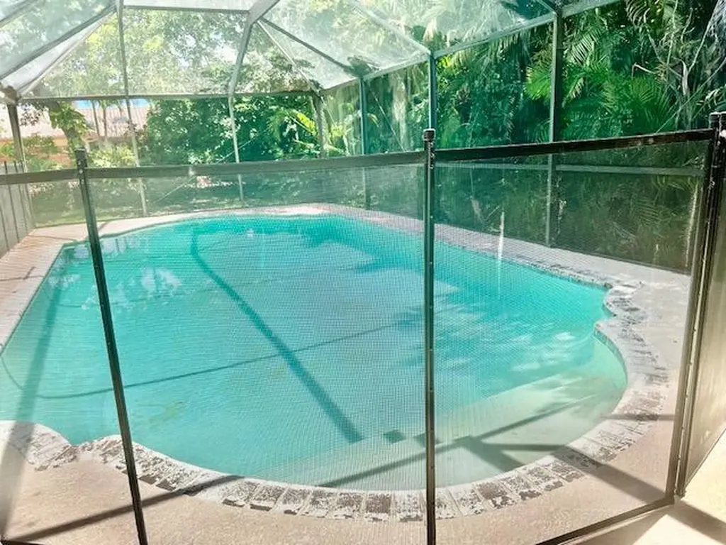 501 NW 107th Terrace Coral Springs FL 33071