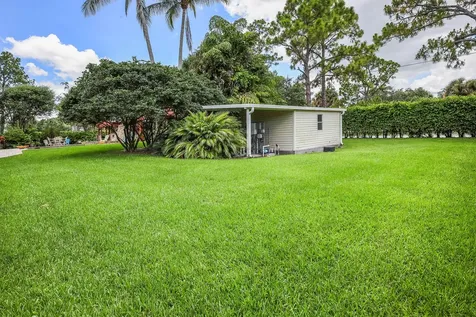 8970 Yearling Drive Lake Worth FL 33467
