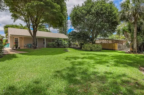 8970 Yearling Drive Lake Worth FL 33467