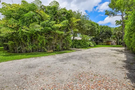 8970 Yearling Drive Lake Worth FL 33467