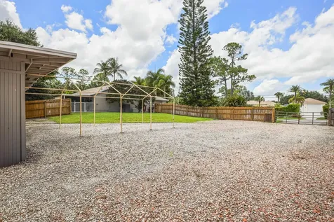 8970 Yearling Drive Lake Worth FL 33467