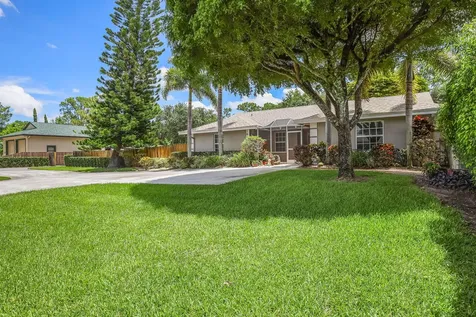 8970 Yearling Drive Lake Worth FL 33467