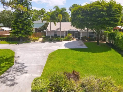 8970 Yearling Drive Lake Worth FL 33467