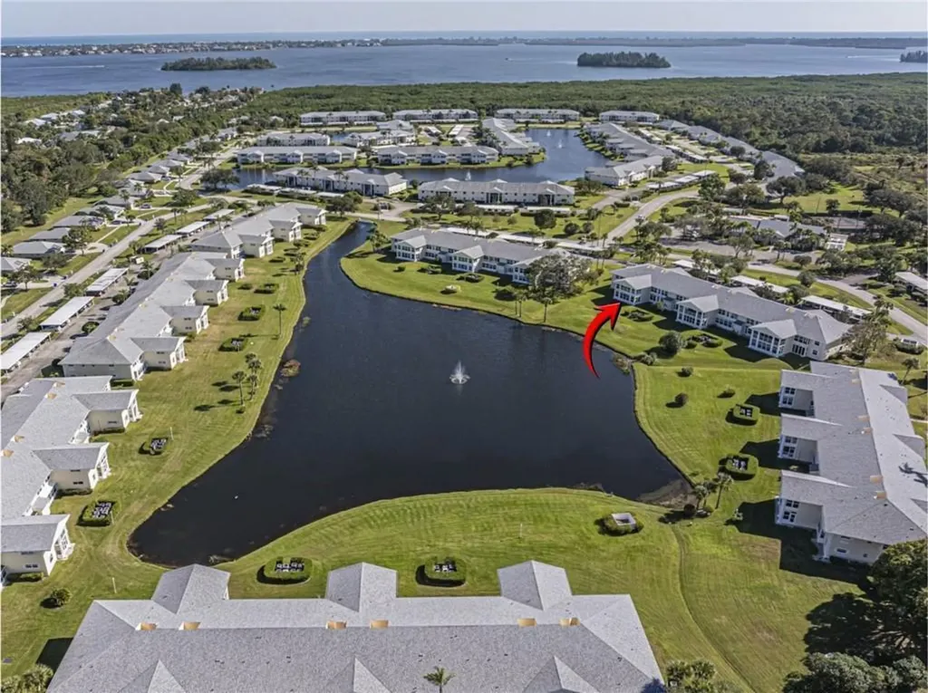464 Grove Isle Circle Vero Beach FL 32962