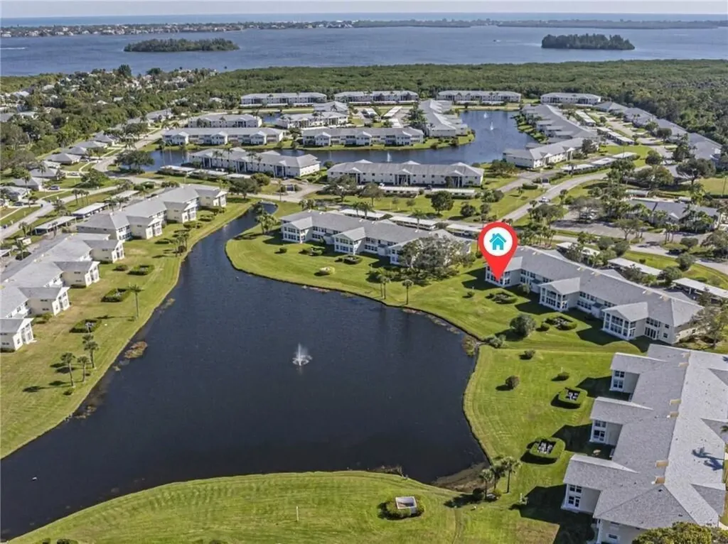 464 Grove Isle Circle Vero Beach FL 32962