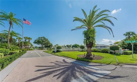 464 Grove Isle Circle Vero Beach FL 32962