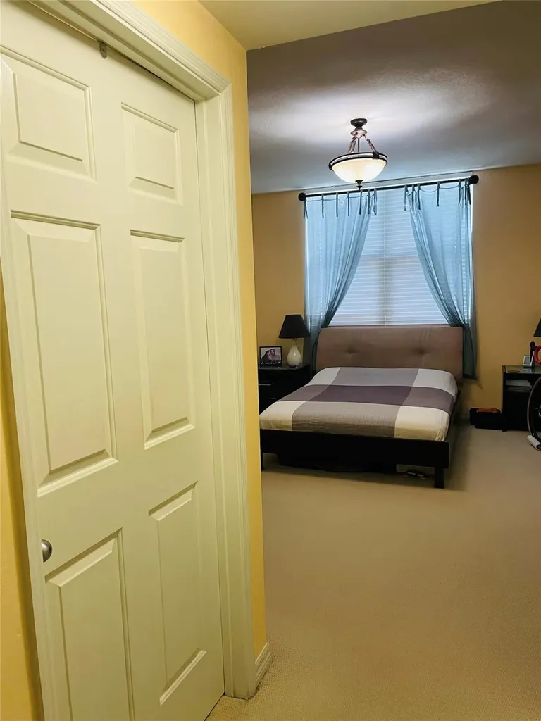 2401 NE 65th Street Fort Lauderdale FL 33308