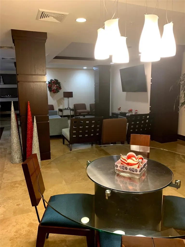 2401 NE 65th Street Fort Lauderdale FL 33308