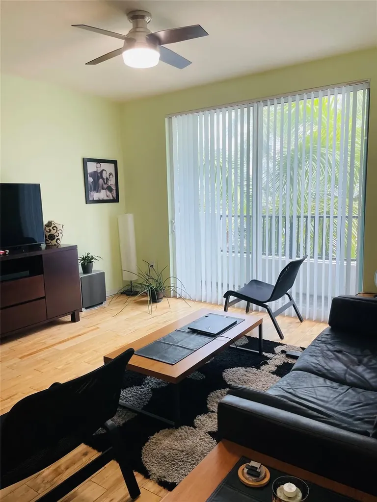 2401 NE 65th Street Fort Lauderdale FL 33308