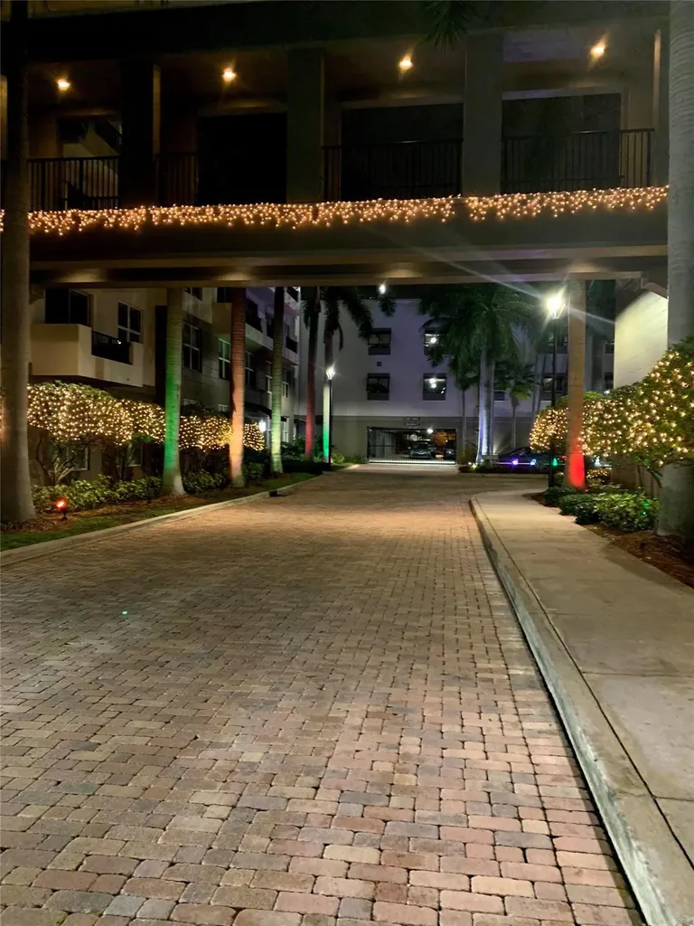 2401 NE 65th Street Fort Lauderdale FL 33308